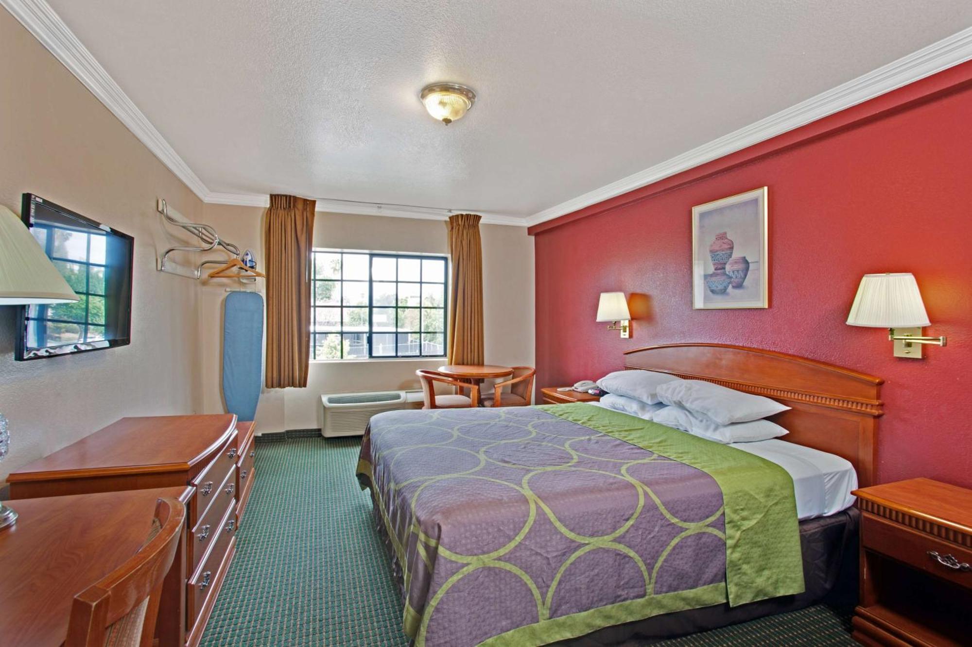 Мотель Super 8 By Wyndham Hollywood/La Area Лос-Анджелес Екстер'єр фото